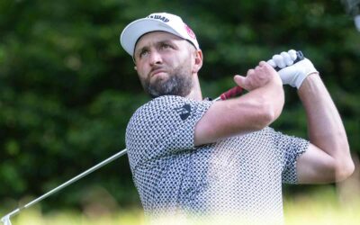 Jon Rahm reacciona en Busan y mantiene el liderato de LIV Golf